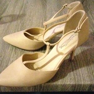 NWOT City Classified Women Heels Size 8.5